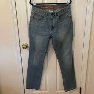 Urban Pipeline Taper Jeans | Size: 33x32 | Color: Blue Wash